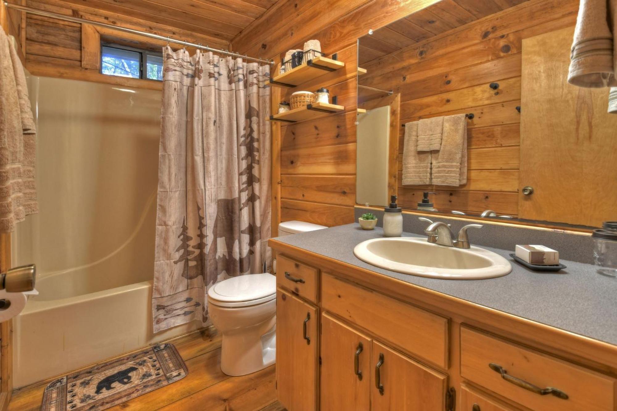 Hygge Haus Rustic Charm Cozy Beds And A Serene Location إليجاي المظهر الخارجي الصورة