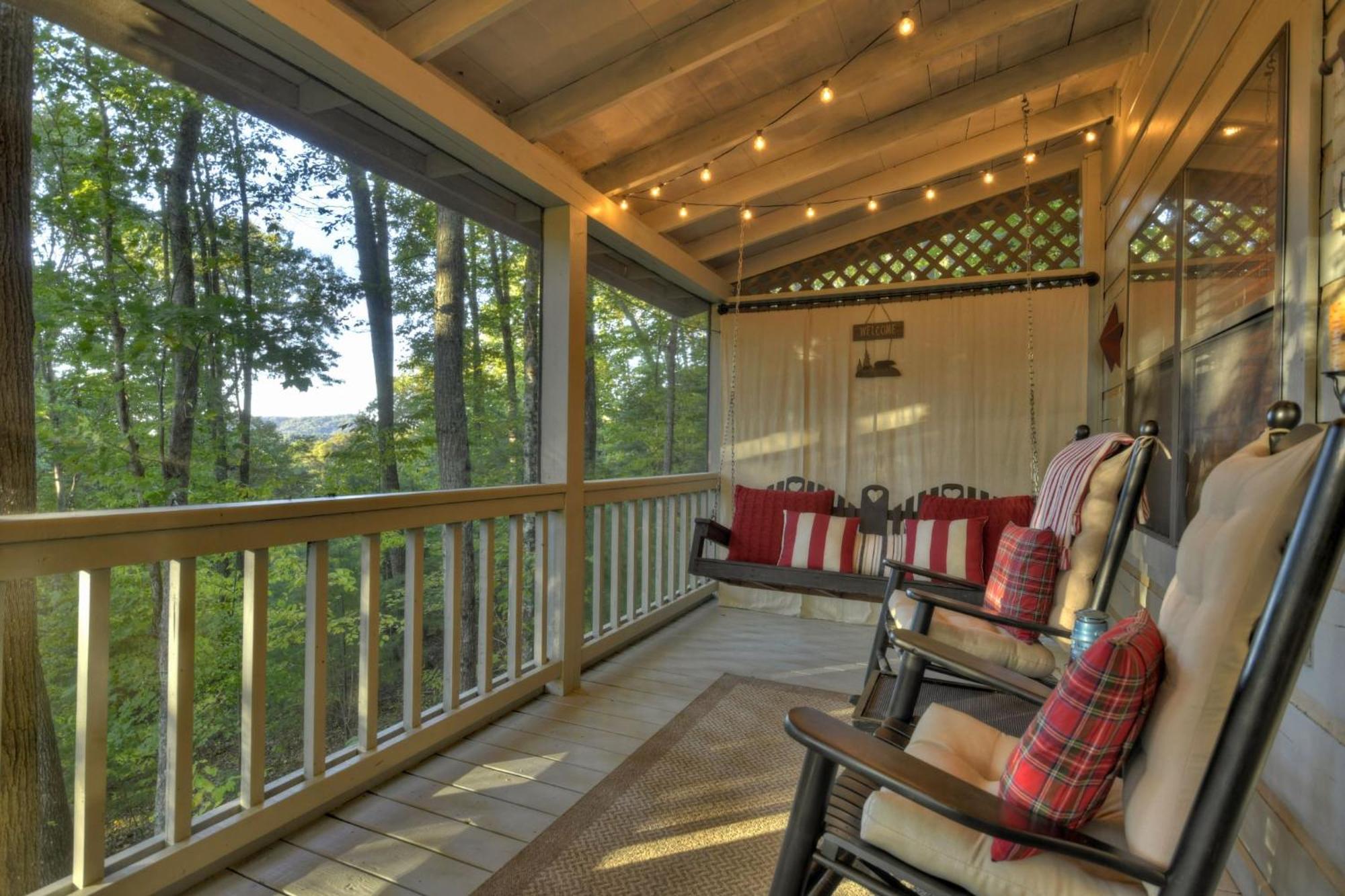 Hygge Haus Rustic Charm Cozy Beds And A Serene Location إليجاي المظهر الخارجي الصورة