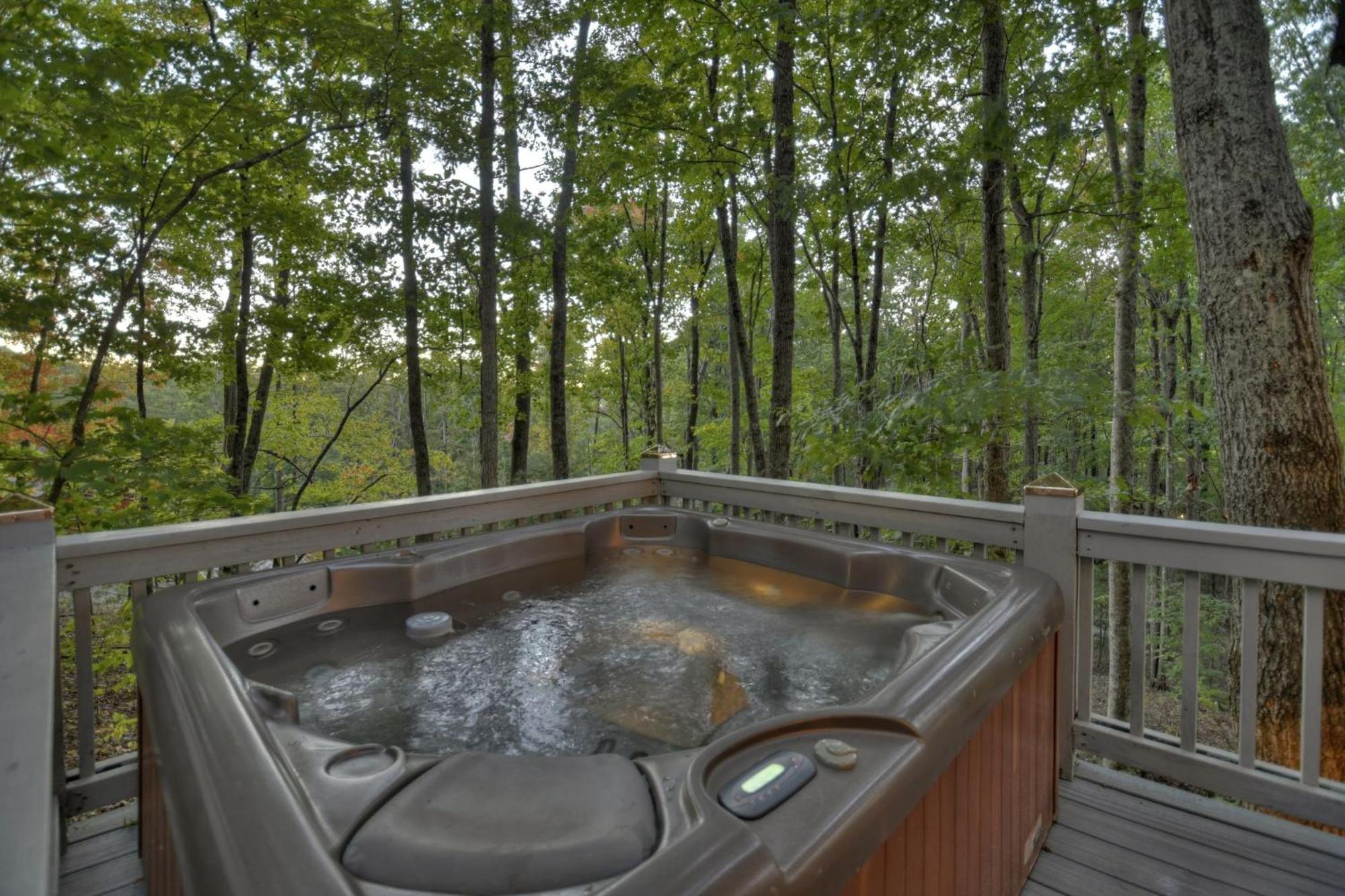 Hygge Haus Rustic Charm Cozy Beds And A Serene Location إليجاي المظهر الخارجي الصورة